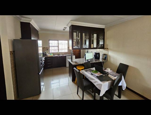 2 BEDROOM APARTMENT FOR SALE IN BRACKENDOWNS